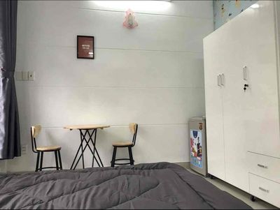 Rent the full-intem hotel down to the first 500 km near Etown