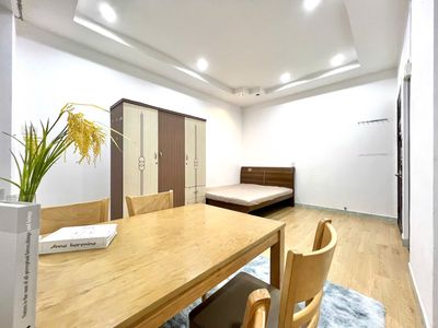 Parking studio apartment. Full interior near the airport.