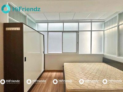 Renting studio 5,xx full interior right here in the county ceiling.