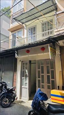 Car alleys, two bedrooms, two P toilets. Tân Định, District 1.