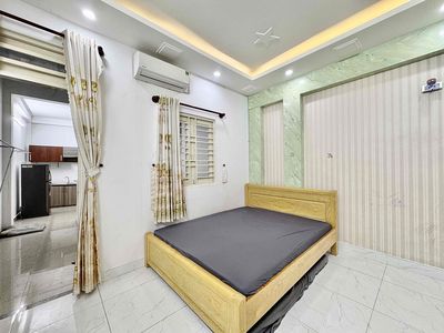 Rent a balcony full of private washing machines - Phan Huy Ích