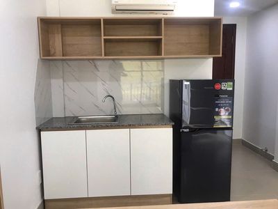 Rent an apartment near Saigon, Ivs Bridge, big balcony, full interior of District 3.