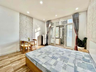 Bancol studio - full interior - right on Đồng Đen sandy