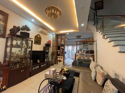 Rent the Mega villge district 9 5 x17 m just 13 million