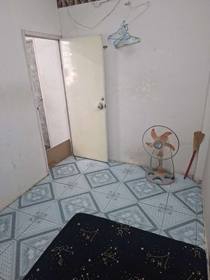 Send a woman to a hotel room