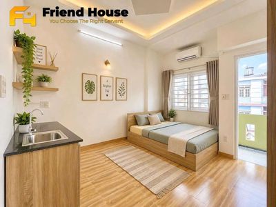 Open the new house and walk through the University of Tấtey.