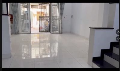 Rent the original apartment 2 front to Zqz1200 meters2. Hot hot!
