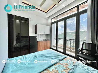 rents the balcony studio full of furniture near art Phan Huy Ích