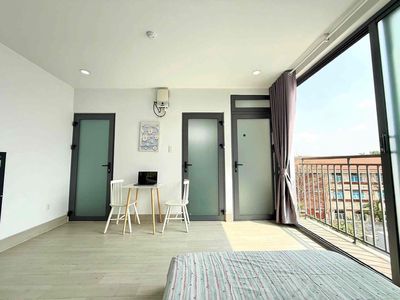 A super cool tycol private bedroom at the end of a positive jaw - lotte
