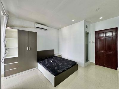Rent the balcony kitchen full interior Phạm Văn Chiêu