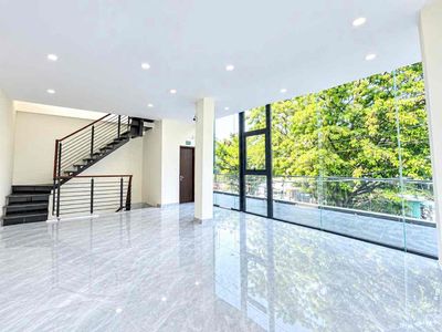 JM Nguyễn Gia Trí, - 4 floors - 25 x 8