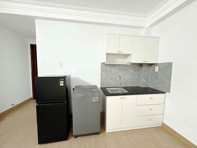 Room 30 m2 full interior immediately Phú Nhuận