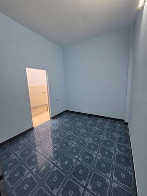 To rent one-to-one-oh-Tân Phú-11 million-three bedrooms.-4-40-15 M-car parking.