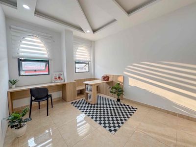 Rent the Guardian a room of Full Sevenes right behind Vincom Lit.