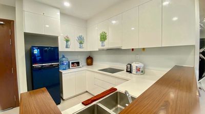 Rent apartment 70 M2 at The Gold View, full interior.