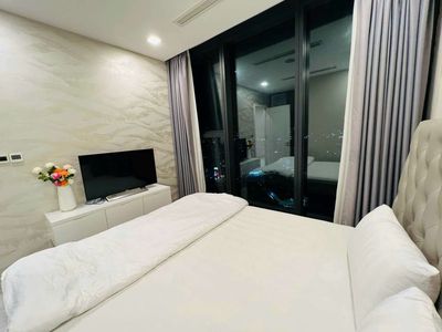 Rent apartment 82 meters 2 Vinhomes Golden River BaSon bedrooms