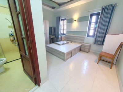 5 M, 80 M2, 1 M 3th floor, 4 bedroom 4 toilets