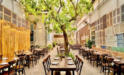 Rent the garden house 68 Phạm Ngọc Thạch, District 3 – 15 x 30 meters, beautiful!
