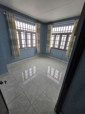 The original 40 meters, three bedrooms, two toilets near the Church of Medicine, Vincom.