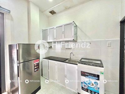 The balcony studio has its own washing machine right in the park that leads the helicopter.