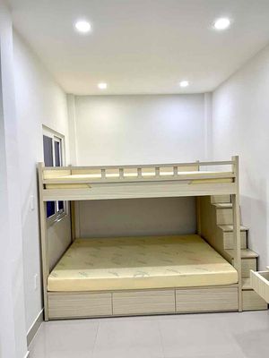 Rent apartment 1 . 1 . 1st floor 2 no limit to the people near District 1