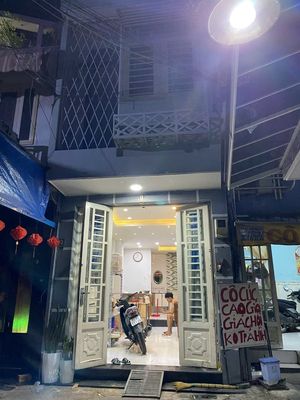 Rent the whole Thoại Ngọc Hầu street, Tân Phú district.