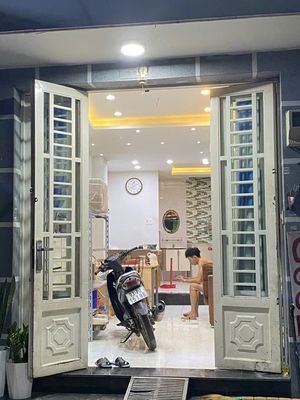 Rent the whole Thoại Ngọc Hầu street, Tân Phú district.