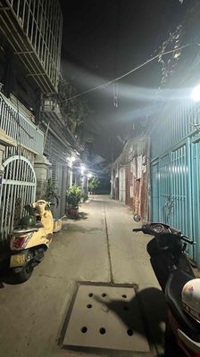 The main main alleyway is 207 Tam Bình Thủ Đức.