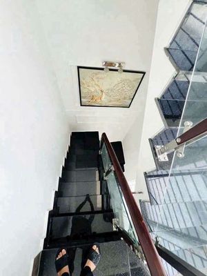 Renting an alley house, Lê Hồng Phong, District 10