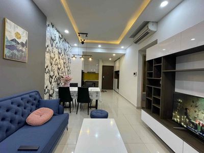Rent a Newton Residence apartment. Two bedrooms. Two bathrooms. 76 meters.