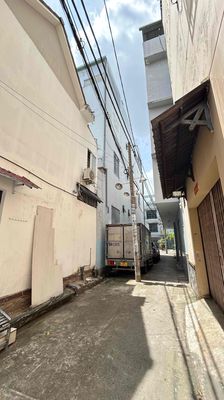 Homes for renting the Fire Zone 6 x 8 meters level 4 (6 bedroom + 1 toilet) at 8.5 million a month