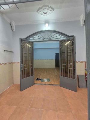 The original building of the 4 x 15 meters, 3rd floor.