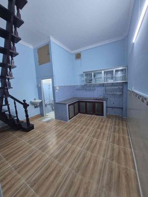 The original building of the 4 x 15 meters, 3rd floor.