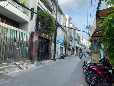 The entire alley is 373/4 x, ground floor, 2 bedrooms, 3.8 x 15 meters, only 16 million refrigerators.