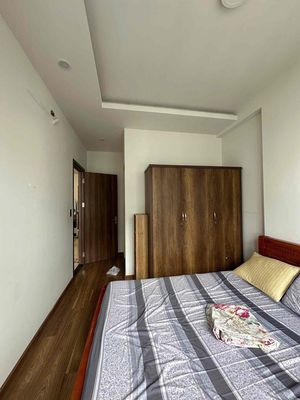 Rent the apartment near Cresent Mall in place - 67 m - 2 bedroom 2 toilets only 12 million