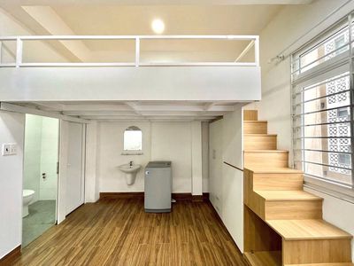 The Room Near New Year's Market, New Year's School