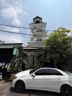 Bùi Quang Là five bedrooms. Five bedrooms.