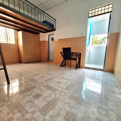 Lý Thường Kiệt - 4 x 7 - 7HH Bancol split kitchen