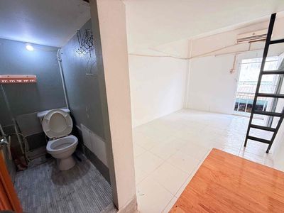 Room for Rent Right Near Leviticus, hl2, Bình Trị Đông