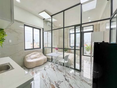 1 balcony bedroom - close to lotte mart, crecent mall University umund, tdtu, rmit