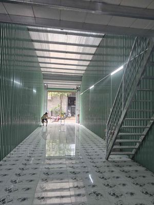 rents warehouse 4 x 20 – Phan Văn Đối - Bà Điểm - 7 million/ M