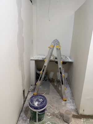Rent an alley 6M through Zqz24.3 x 13 suspended