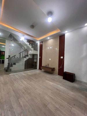 Rent on 19th Street Kênh Nước Đen - 10,5 trieu - 3 bedroom - 5.5 0115 M