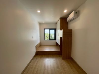 Shield 7, Room Full High Building, 20 meters, Sky Window, Moscow.