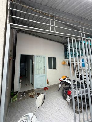 Get women/ student room 1 mt + float + floor