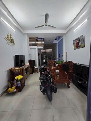 House 4-515 m Channel 26/3 - 1 Land 2th floor+Genty - 7m street - nice and clean - stay right there