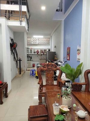 House 4-515 m Channel 26/3 - 1 Land 2th floor+Genty - 7m street - nice and clean - stay right there