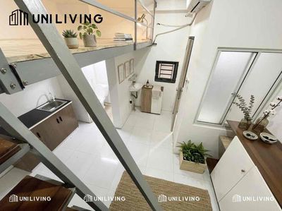 Rent the motel with air conditioning and elevators in the student district.