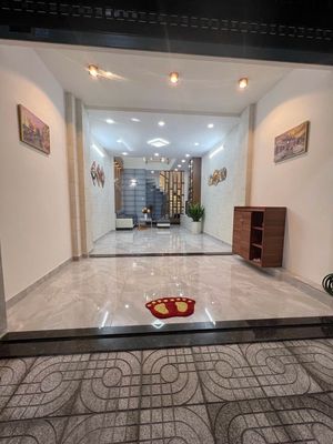 Renting Hxt 283/B Phan Xích Long, 1802, Phú Nhuận County