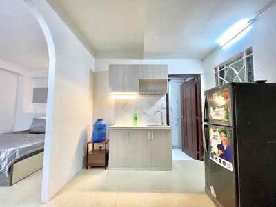 Rent room full interior - kitchen cup at center of District 3